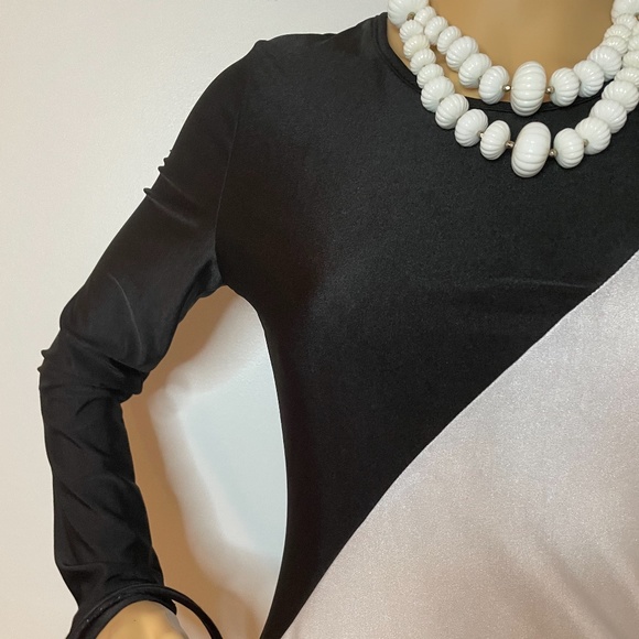 Mod sixties black white one sleeved sheath dress! - Picture 3 of 15